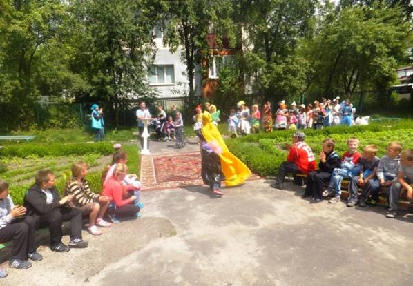 «Ромашка» - табір просто «Клас!» «Ромашка» - табір просто «Клас!»