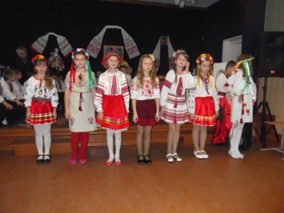 «Українські вечорниці». «Українські вечорниці».
