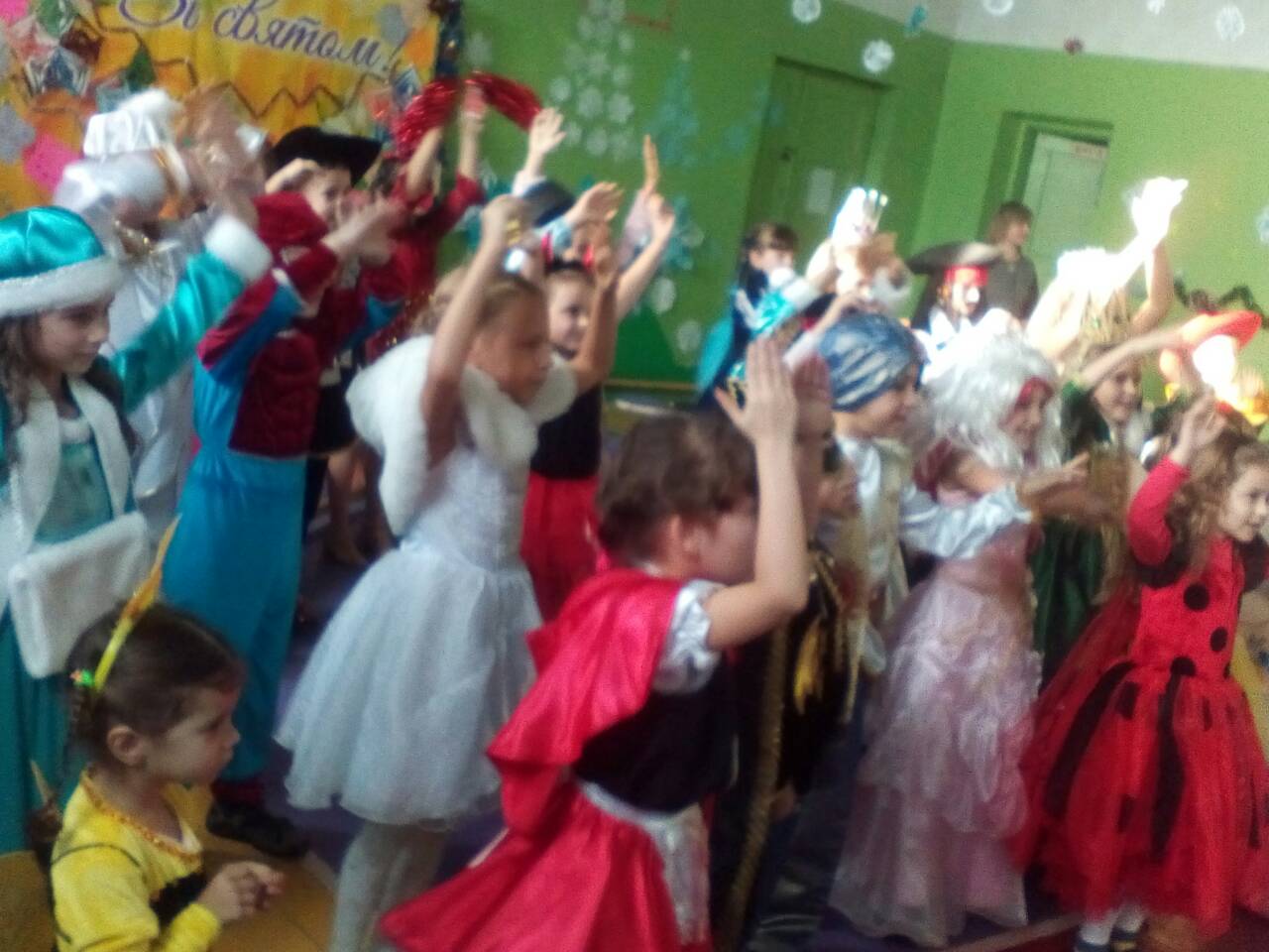 Новорічні заходи пройшли весело Новорічні заходи пройшли весело