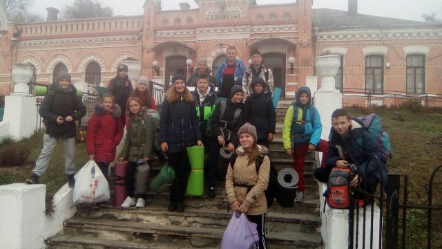 Нові успіхи юних туристів Нові успіхи юних туристів