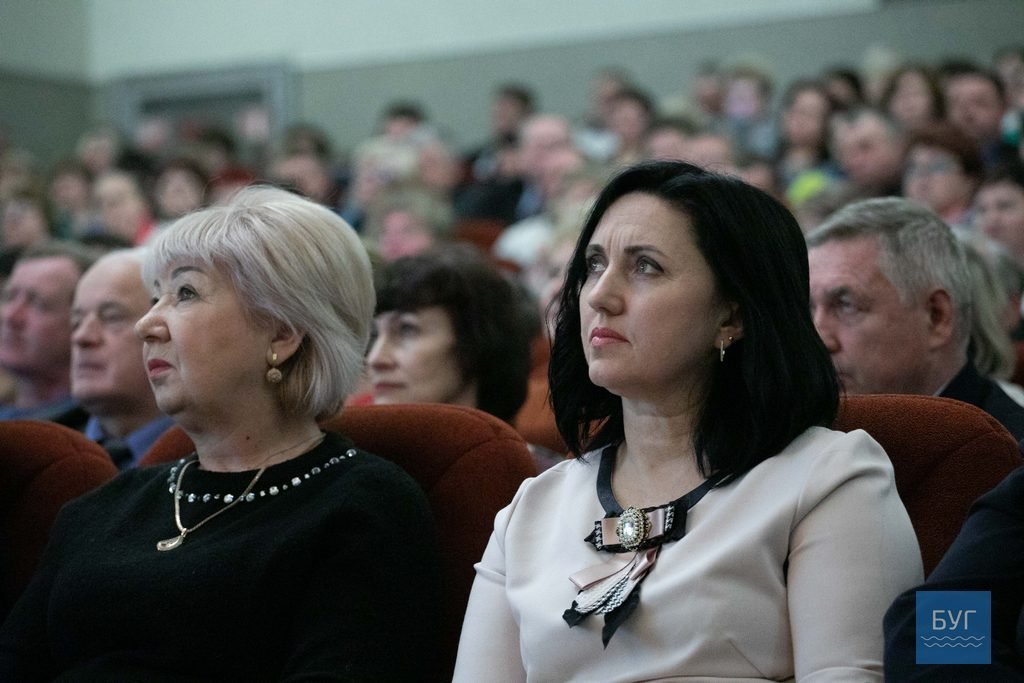 Міністр освіти вручила Подяку вчителю нашого закладу Міністр освіти вручила Подяку вчителю нашого закладу