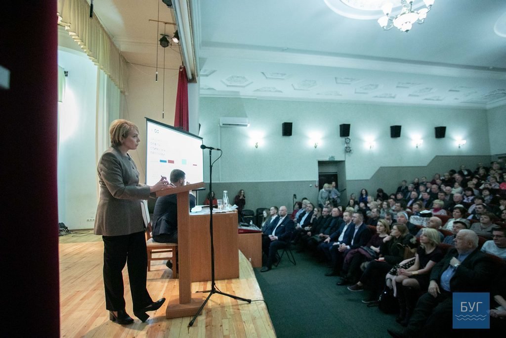 Міністр освіти вручила Подяку вчителю нашого закладу Міністр освіти вручила Подяку вчителю нашого закладу