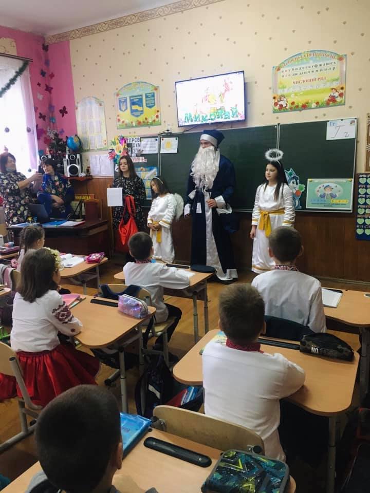 Святий Миколай завітав до нашого закладу Святий Миколай завітав до нашого закладу