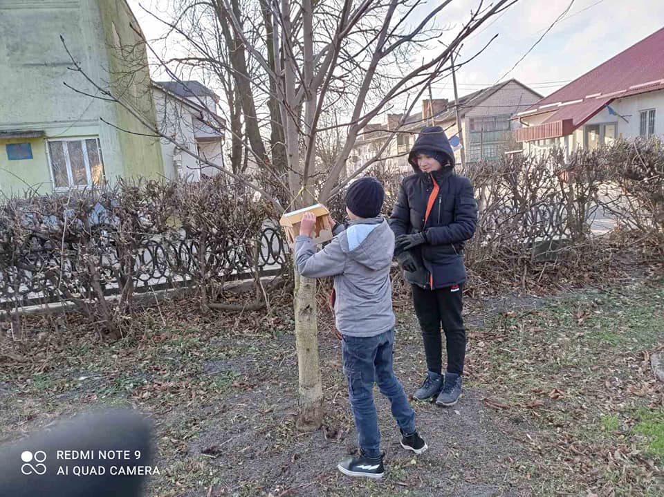 Учні нашого закладу долучились до акції «Нагодуй птахів взимку» Учні нашого закладу долучились до акції «Нагодуй птахів взимку»