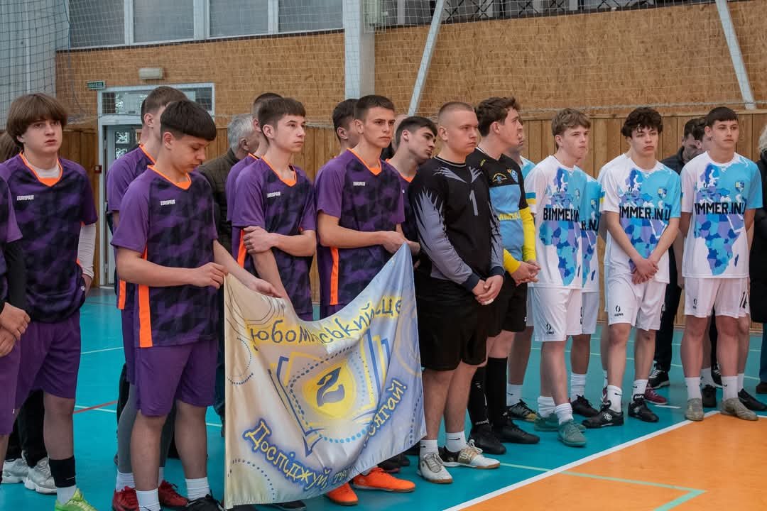 Любомльський ліцей №2 — срібні призери обласних змагань "Пліч-о-пліч" з футзалу! Любомльський ліцей №2 — срібні призери обласних змагань "Пліч-о-пліч" з футзалу!